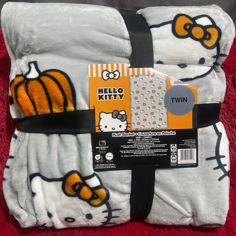 Hello kitty gray pumpkin fall twin blanket
